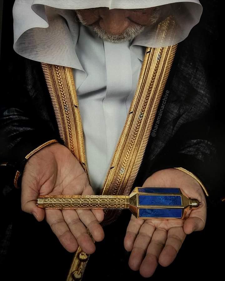 “وفاة السادن” من هو الدكتور صالح بن زين العابدين الشيبي ومن هو السادن وما هى مهنة السدانة