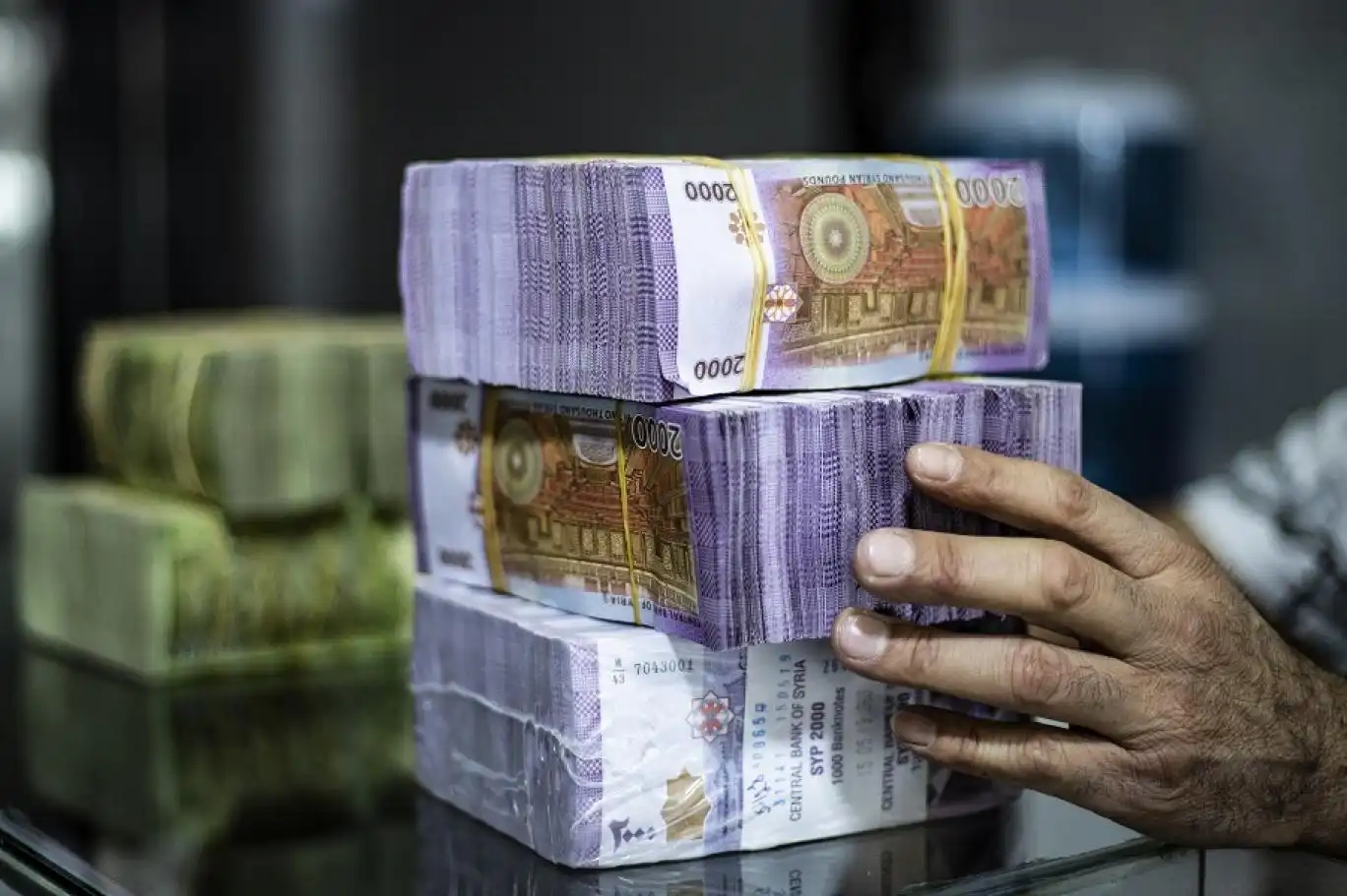 سعر الدولار في سوريا اليوم الجمعة 3 يناير 2025 أسعار صرف العملات الأجنبية أمام الليرة السورية