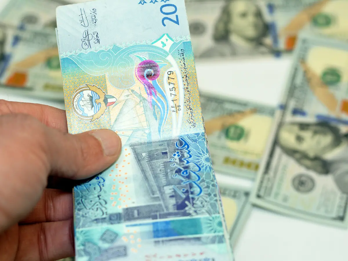 بـكام دلوقت؟؟ سعر الدينار الكويتي اليوم الأحد 19 يناير 2025 في البنوك المصرية 