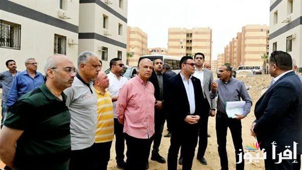 وزير الإسكان يزور محطة رفع مياه 5 ومشاريع الطرق والبنية الأساسية في مدينة بدر