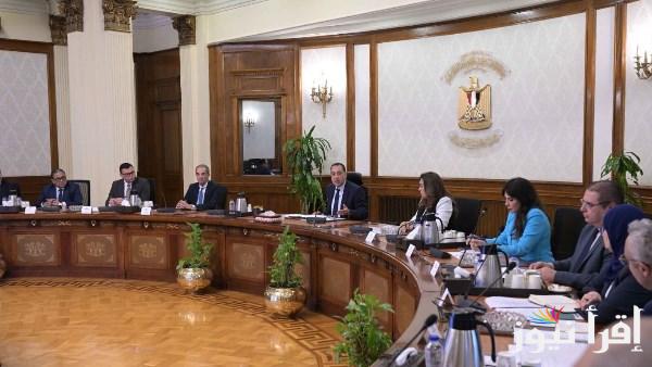 الحكومة تبسط إجراءات التراخيص لدعم المنشآت في توفيق أوضاعها