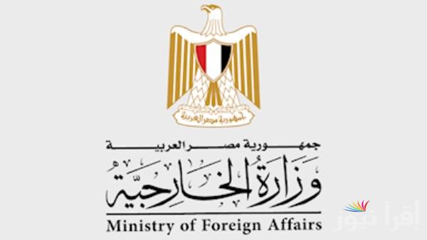 سفير مصر في نيودلهي يقدم تعازي وزير الخارجية الهندي في ضحايا حادث كشمير