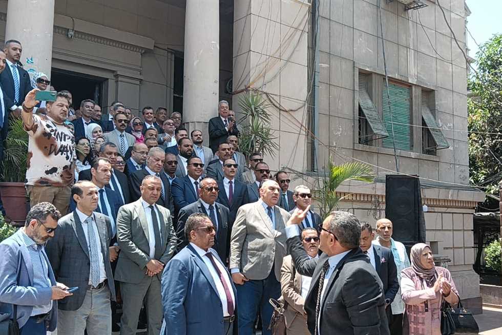 نقيب المحامين: لن نسمح لأحد بالتعدي على حقوقنا… والرسوم القضائية تؤثر على حقوق المواطنين أيضًا